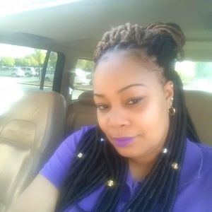 Meet your Posher, Mesha